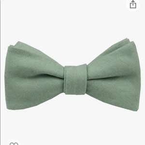 Gollate self tie bow tie